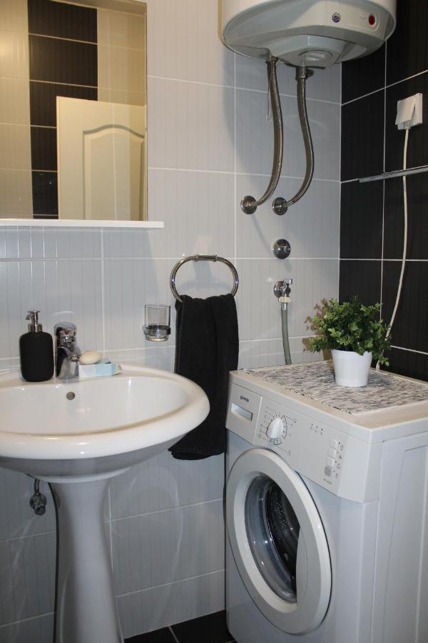 Downtown Apartment Novi Sad Esterno foto